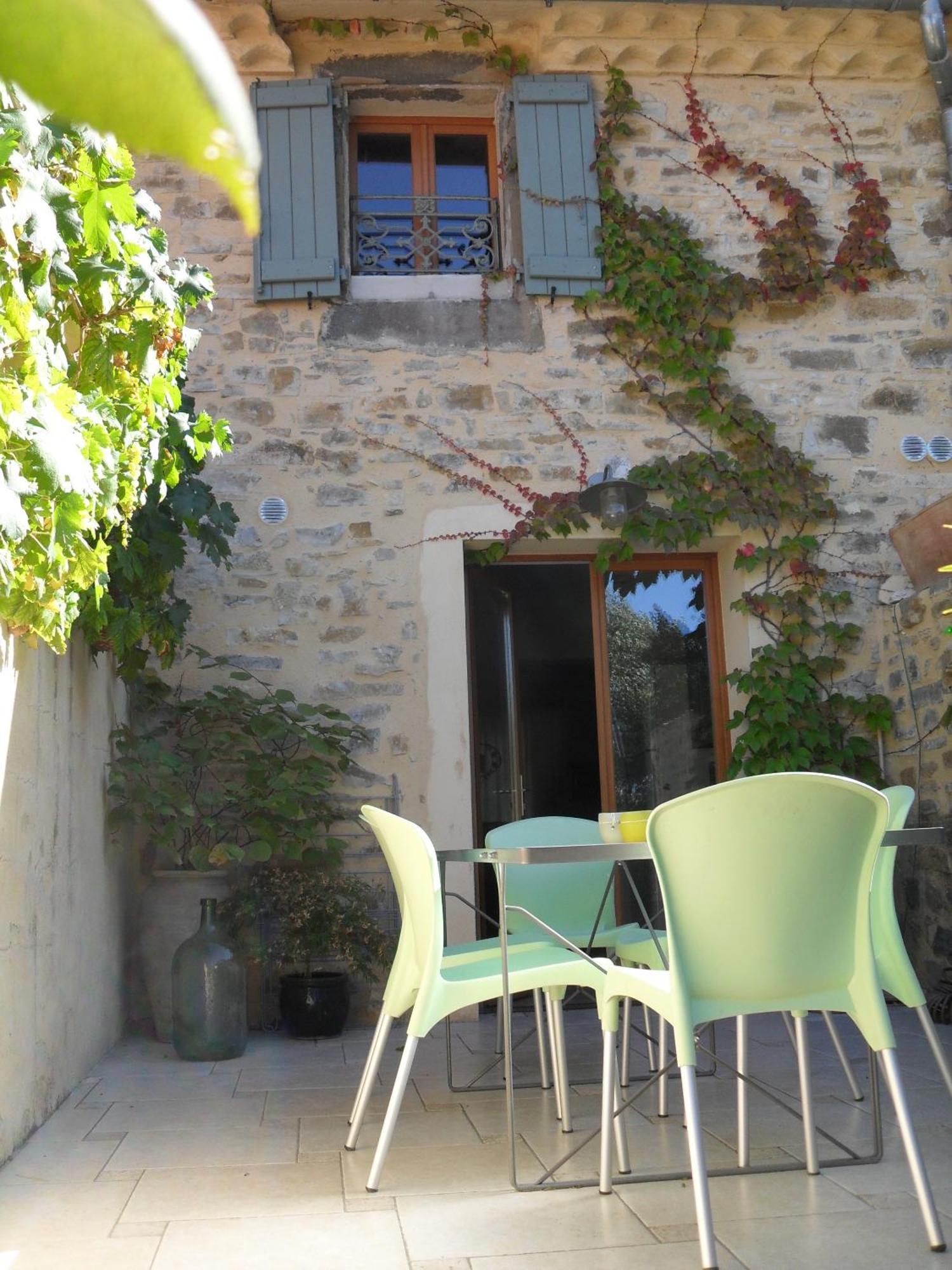 Le Domaine De La Tuilerie - Gite De Charme En Bord De Riviere Avec Piscine Servies-en-Val Exterior foto